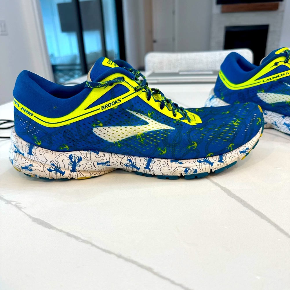 Brooks Launch 5
